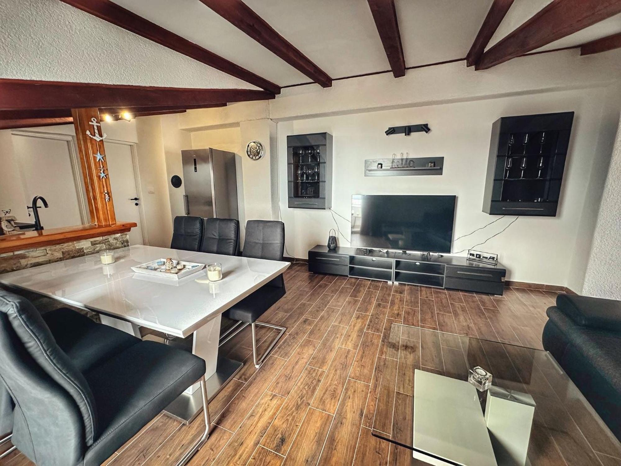 קריקווניצה Knezevic Apartments מראה חיצוני תמונה
